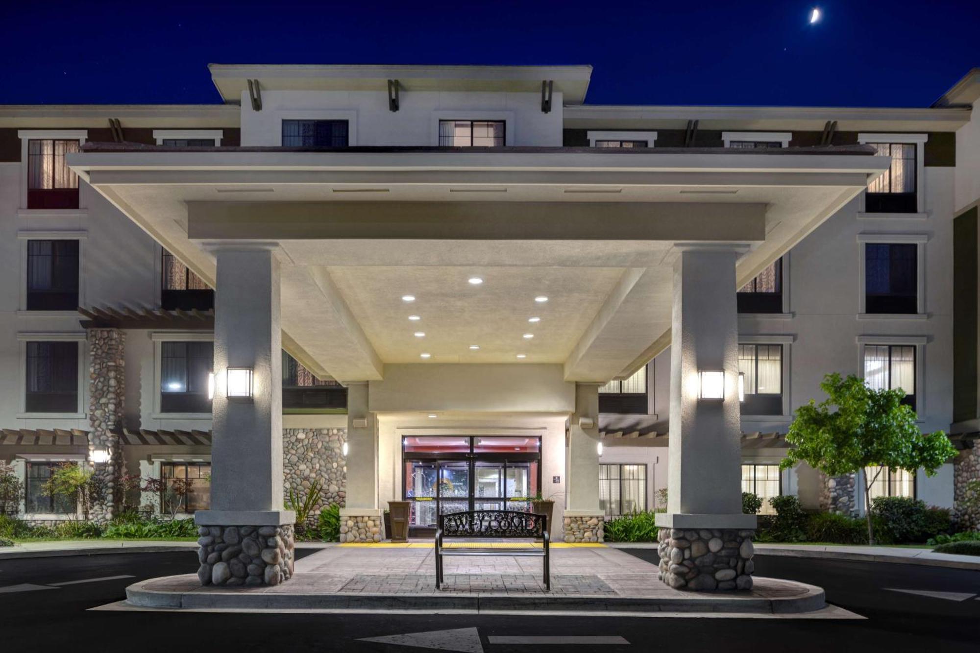 Hampton Inn & Suites San Luis Obispo Exterior photo